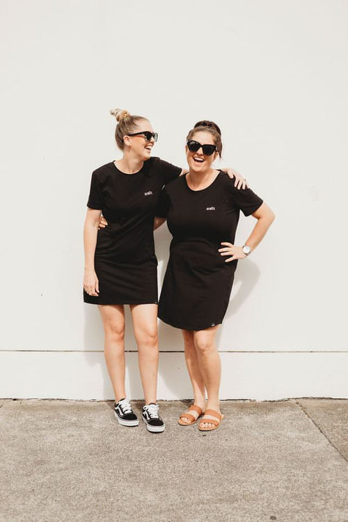 Goldmiilk - Classic Black Breast Feeding Dress